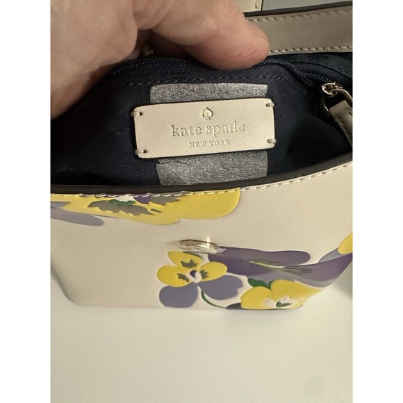 Kate Spade Shoulder Bag Reegan Pansy Toss Bucket Bag Purse Floral Handbag NWOT - Picture 8 of 10